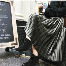 Load image into Gallery viewer, Long Metallic Silver Maxi Pleated Skirt
